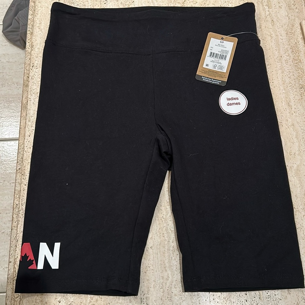 NWT Canada Bike Shorts size S